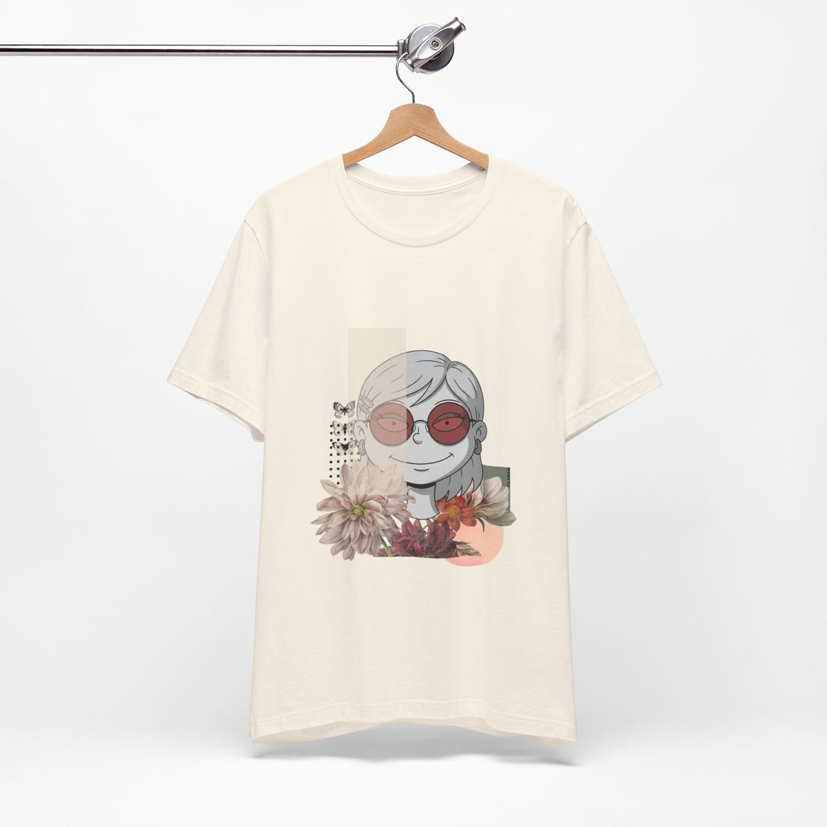 Retro Floral Girl T-Shirt — Vintage Vibe Graphic Tee with Sunglasses & Blossoms